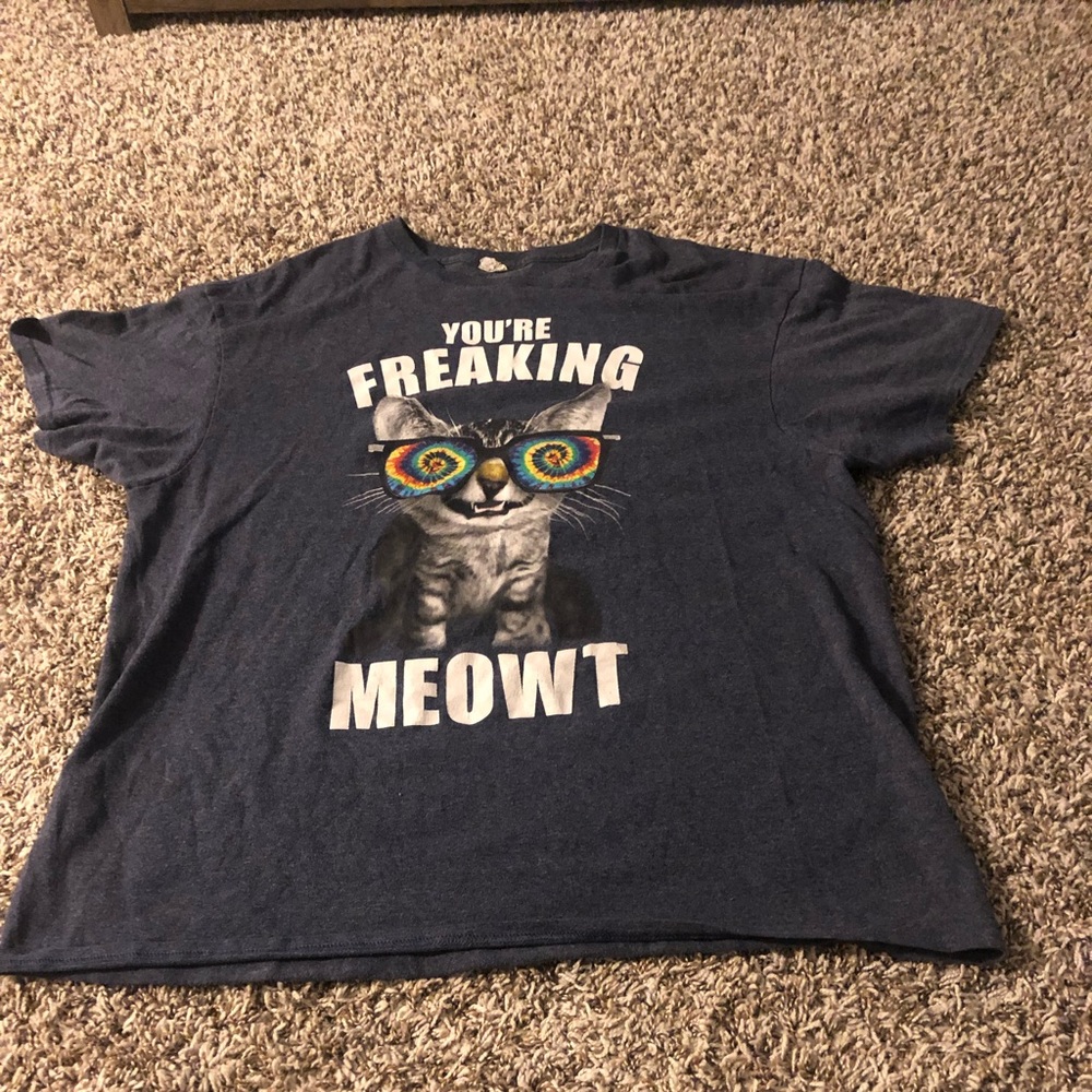 Xl funny graphic tee, hasn’t been worn in about 4-5 years, no holes or damage.